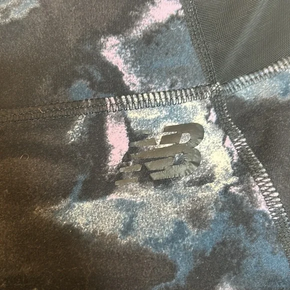 New Balance Multicolored Mesh Leggings - Picture 10 of 13